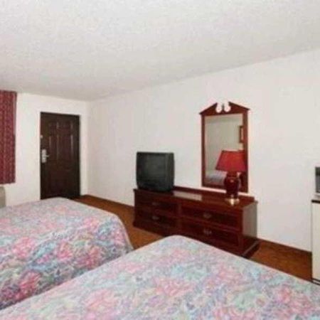 Econo Lodge At Nasa เว็บสเตอร์ ห้อง รูปภาพ