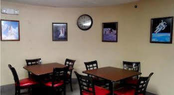 Econo Lodge At Nasa เว็บสเตอร์ ภายนอก รูปภาพ